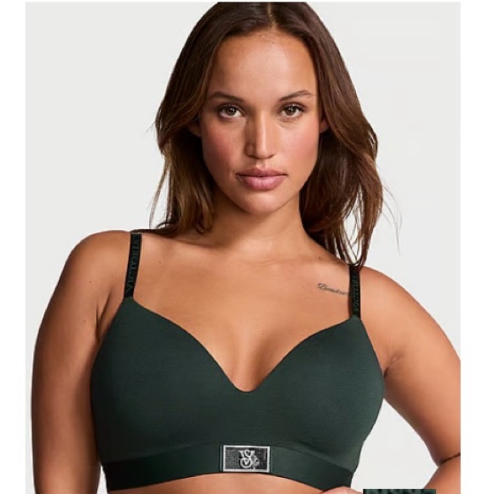 NWT Victoria's Secret Botanical Green Shine Patch Bra 32A